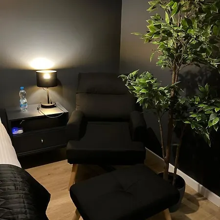 Unique Center Apartment