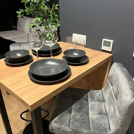 Unique Center Daire Katoviçe