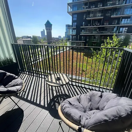 Unique Center * كاتوفيتسه